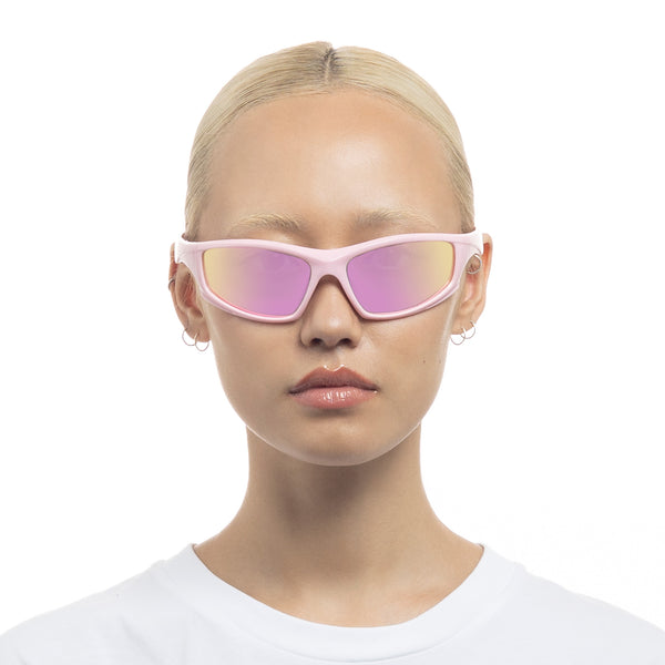 AIRE Comet Sunglasses - Fondant Pink