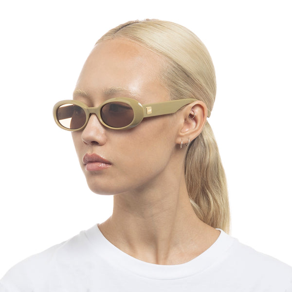 Le Specs Work It! Sunglasses | Biscotti