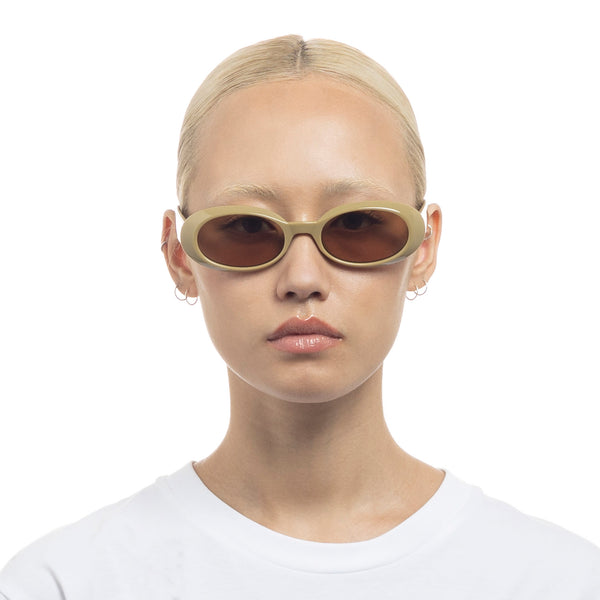 Le Specs Work It! Sunglasses | Biscotti