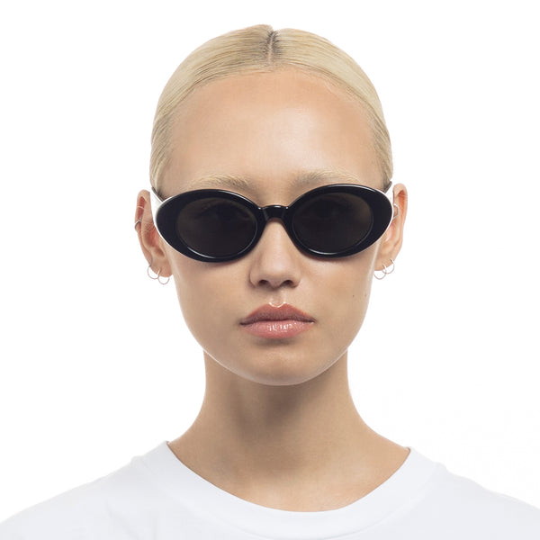 Le Specs Nouveau Vie Sunglasses | Black