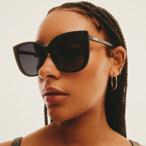 QUAY Ever After Sunglasses - Matte Black/Smoke Fade