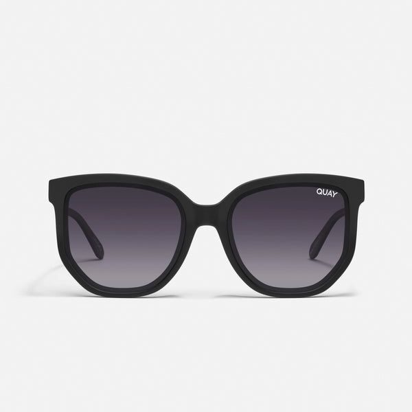 QUAY Coffee Run Sunglasses - Black/Smoke