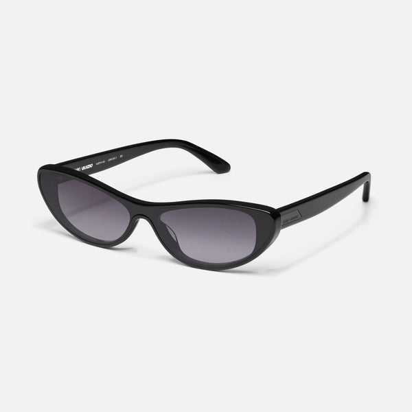 QUAY x GUIZIO Slate Sunglasses - Black/Smoke